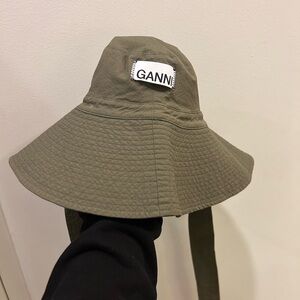 Ganni Green Bucket Hat with ties